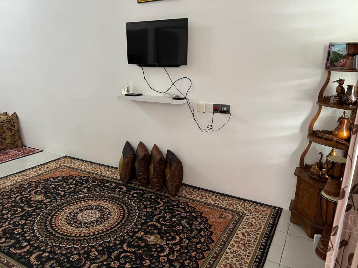 Mieda Rizqi Homestay Kampong Melayu Changkat Larah Екстер'єр фото