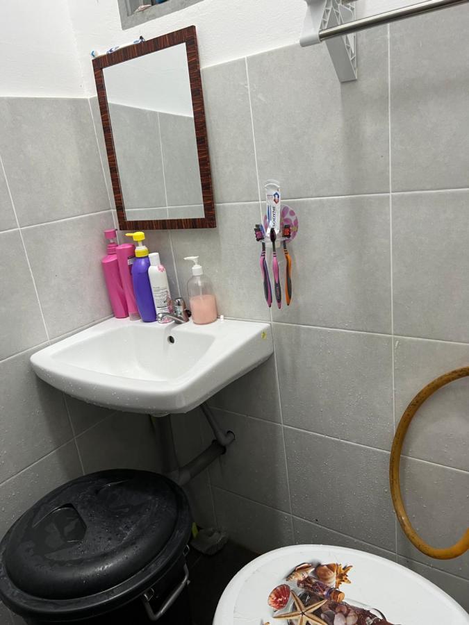 Mieda Rizqi Homestay Kampong Melayu Changkat Larah Екстер'єр фото